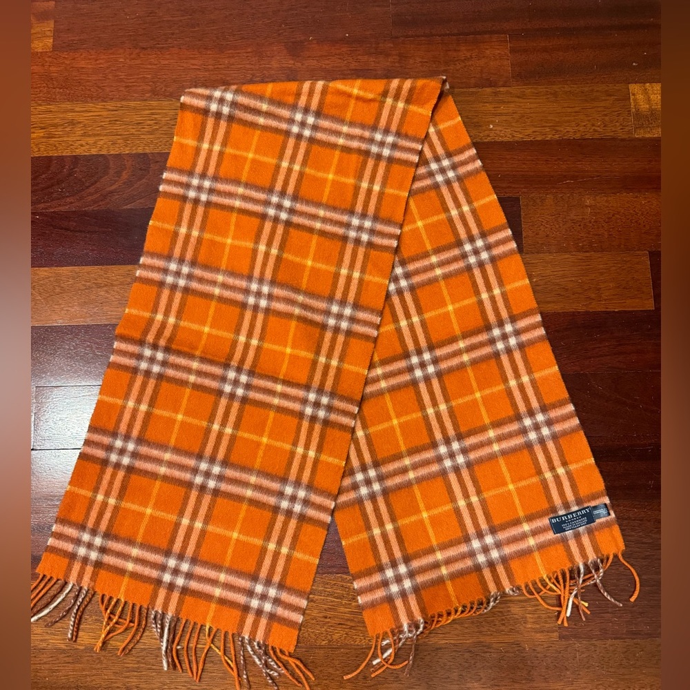 Burberry cashmere scarf
